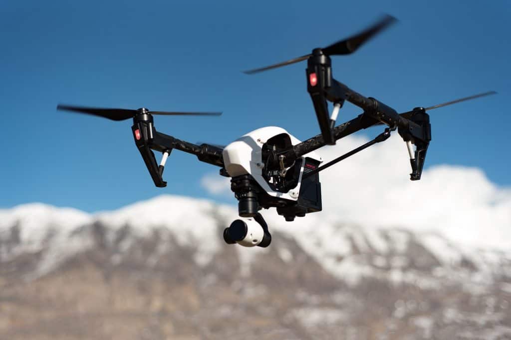 Tricopter vs quadcopter vs hexacopter : Quadcopter